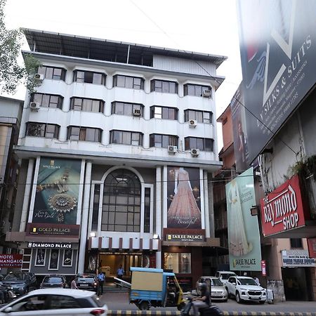 Hotel Mangalore International Exteriör bild