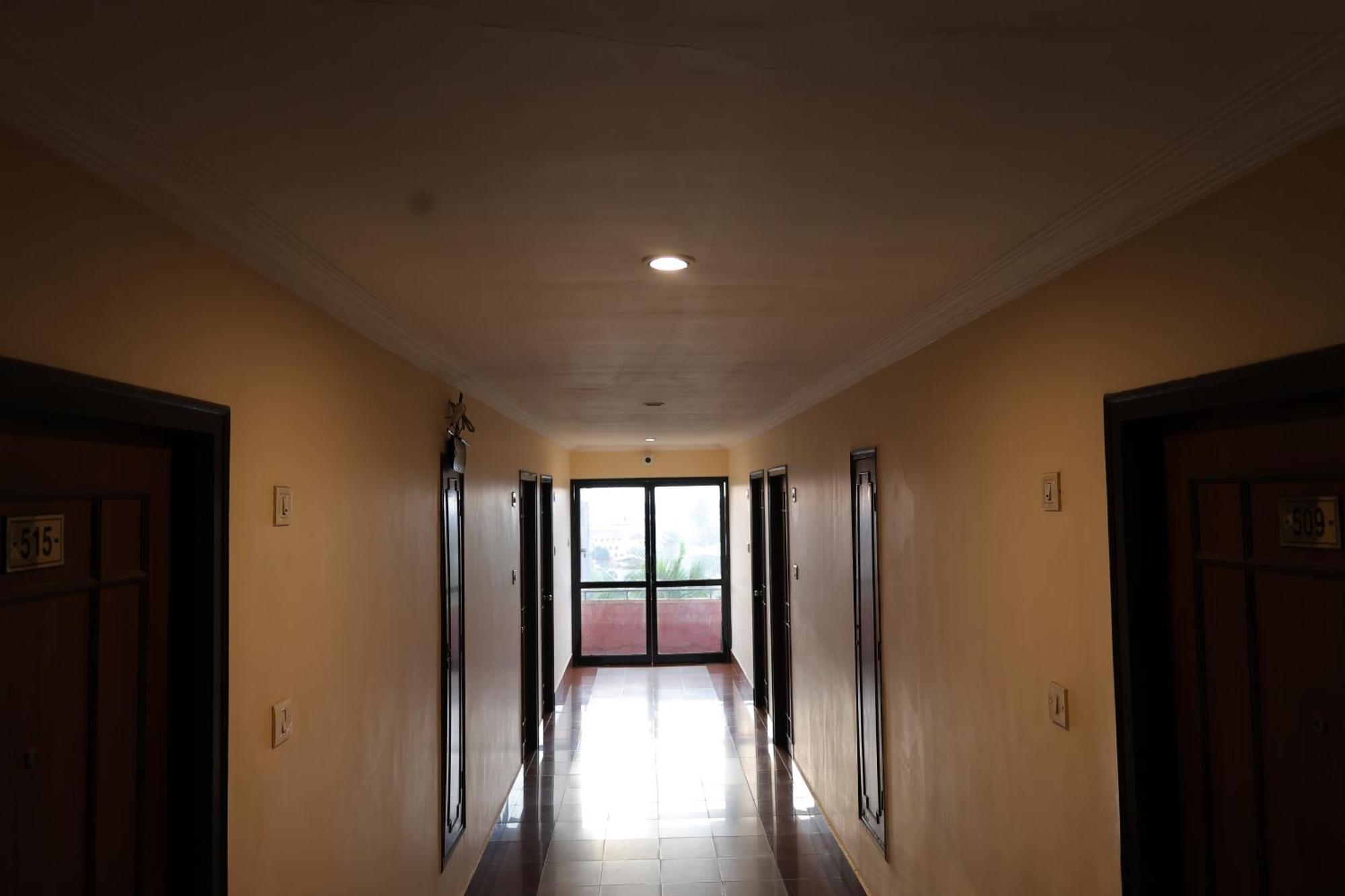 Hotel Mangalore International Exteriör bild