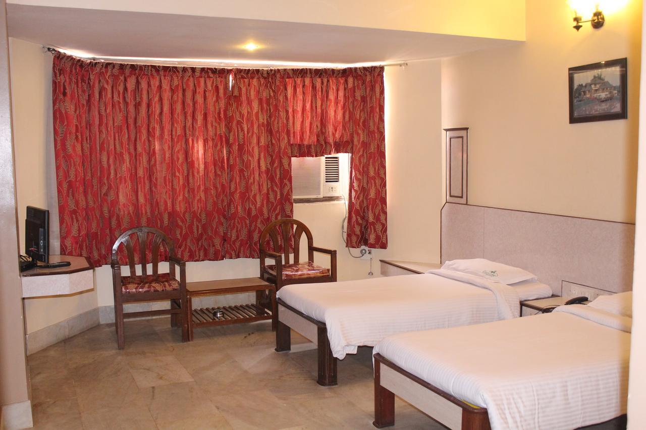 Hotel Mangalore International Exteriör bild