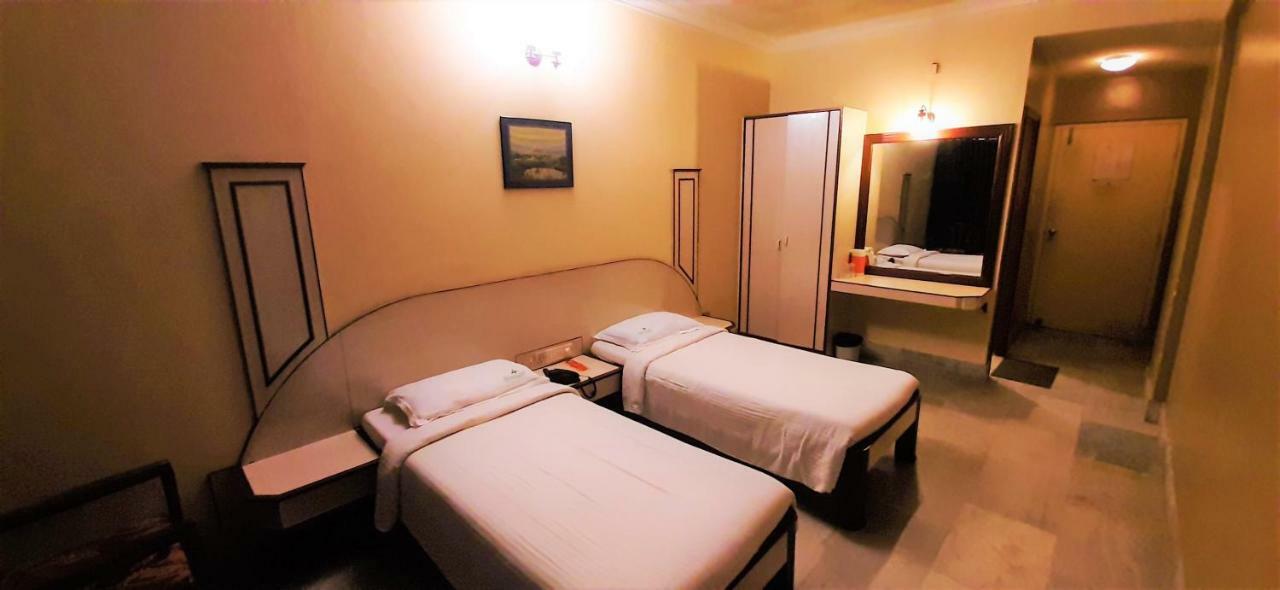 Hotel Mangalore International Exteriör bild