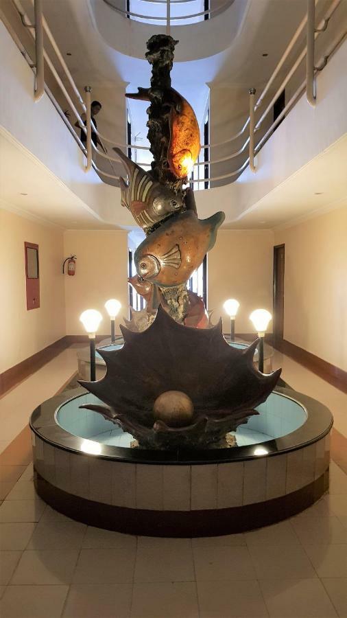 Hotel Mangalore International Exteriör bild