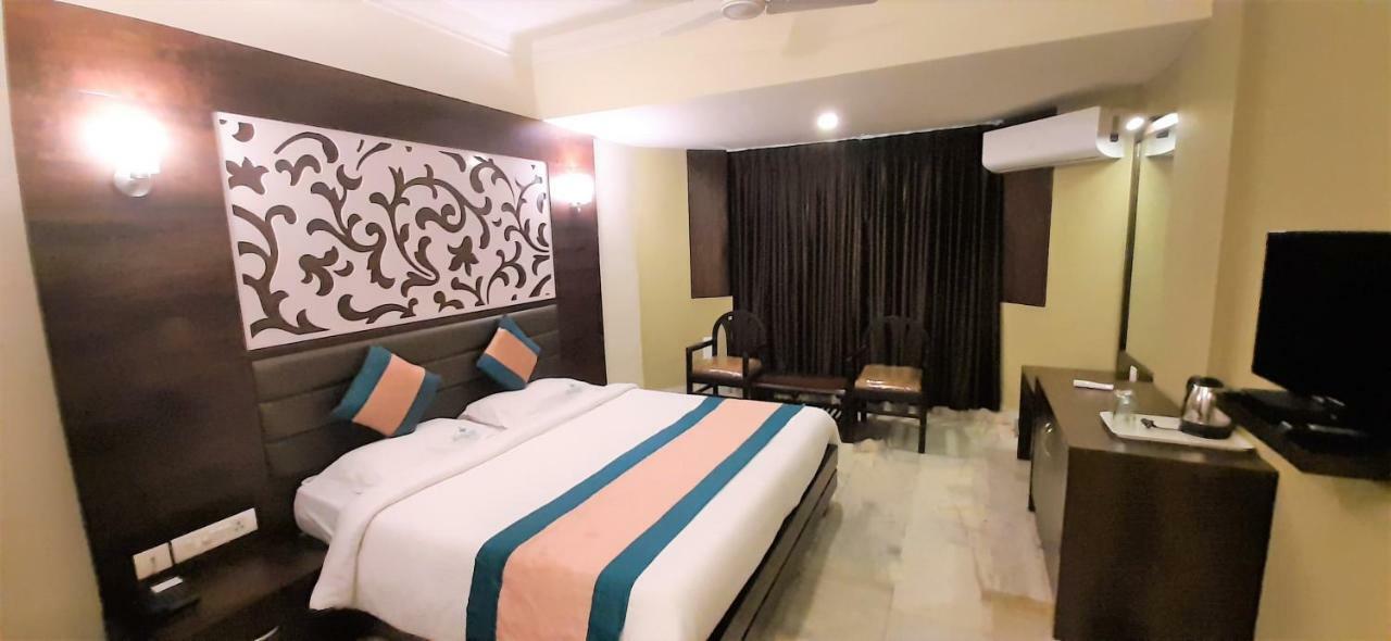 Hotel Mangalore International Exteriör bild