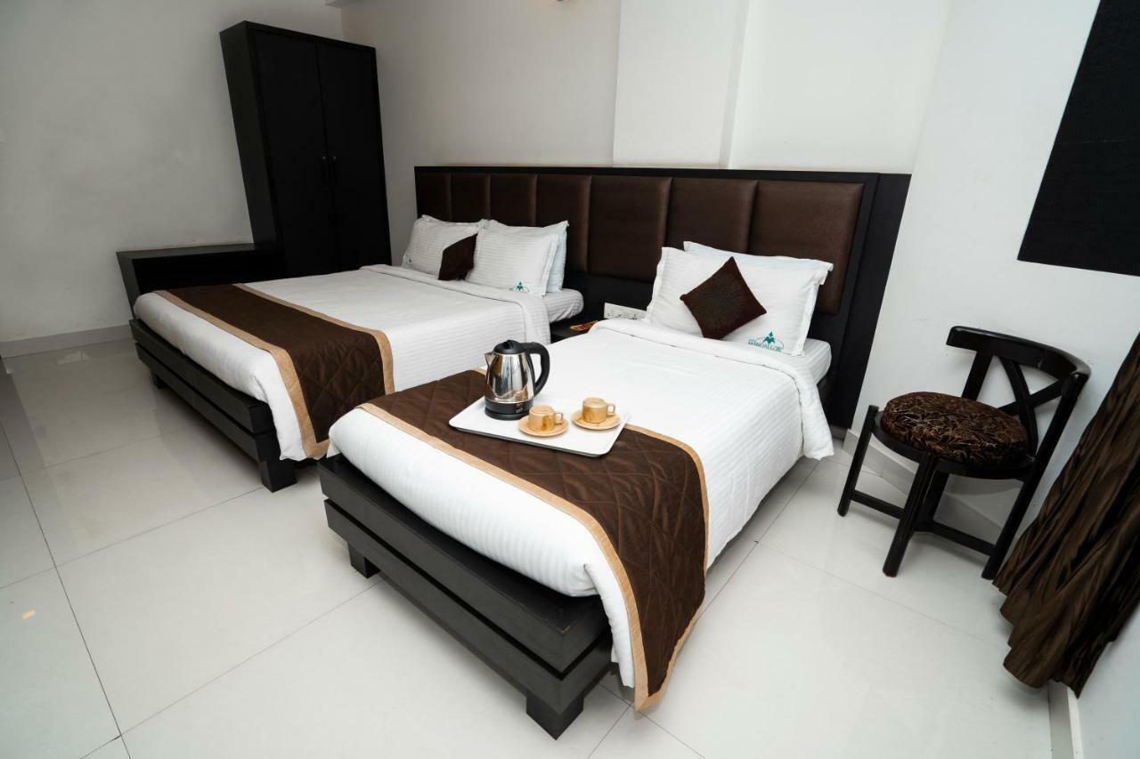 Hotel Mangalore International Exteriör bild